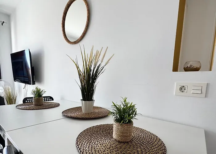 Cozy In The Center * 코라레호